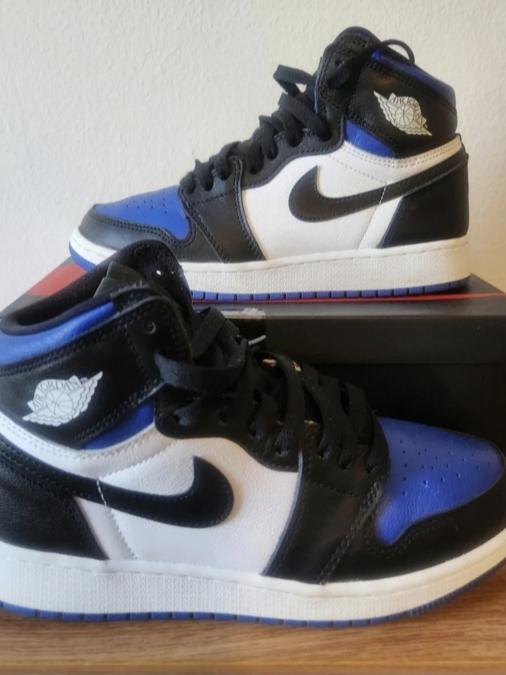 Nike Air Jordan Royal Toe sz 5y